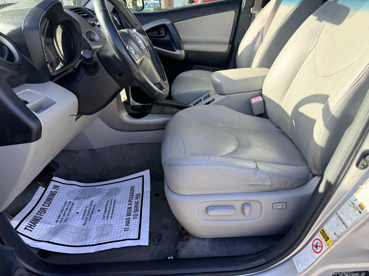 Toyota RAV4 4WD 4dr V6 5-Spd AT Ltd (Natl) 2008
