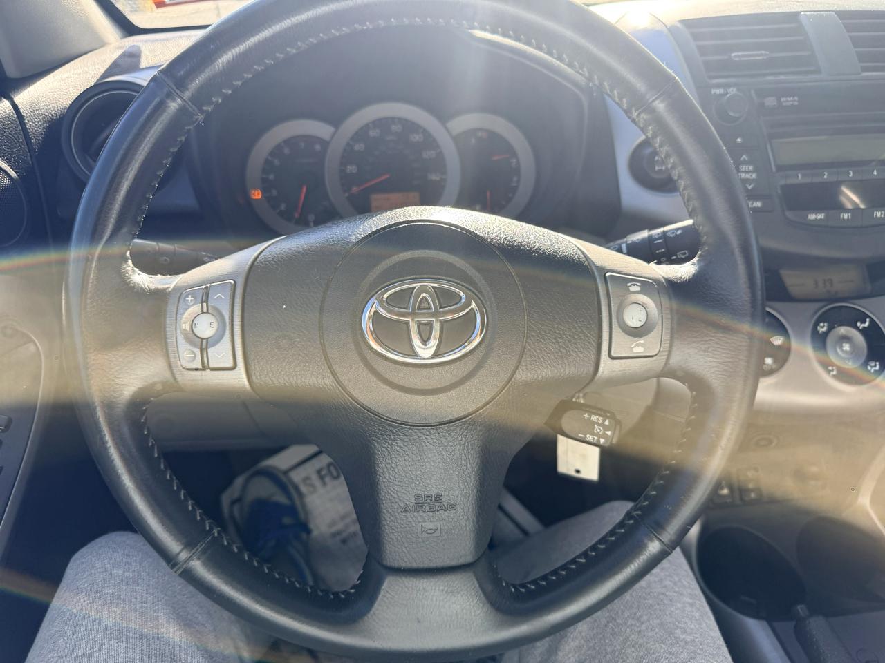 Toyota RAV4 4WD 4dr V6 5-Spd AT Ltd (Natl) 2008