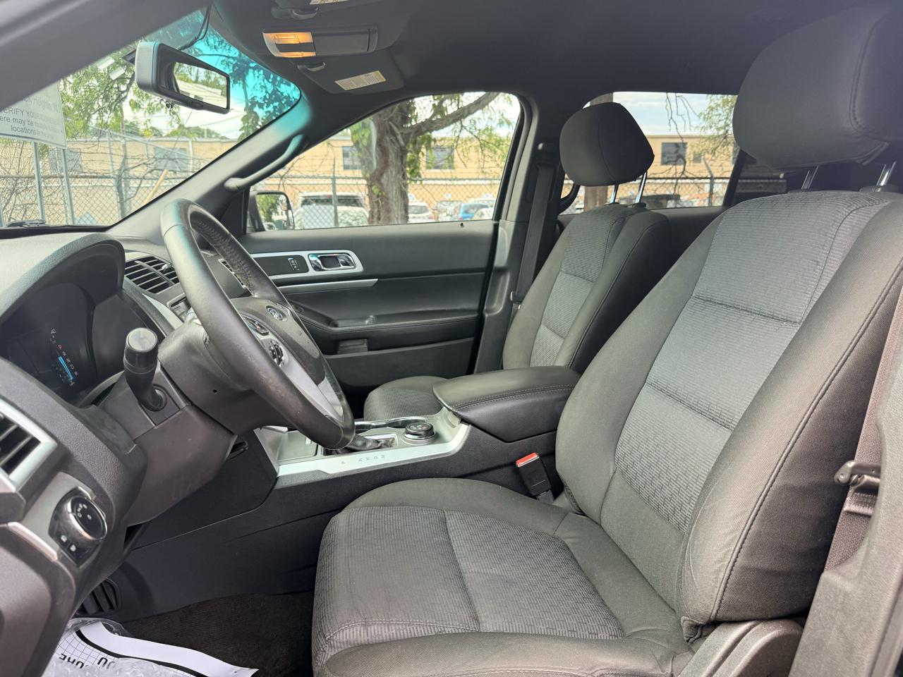 Ford Explorer 4WD 4dr XLT 2015