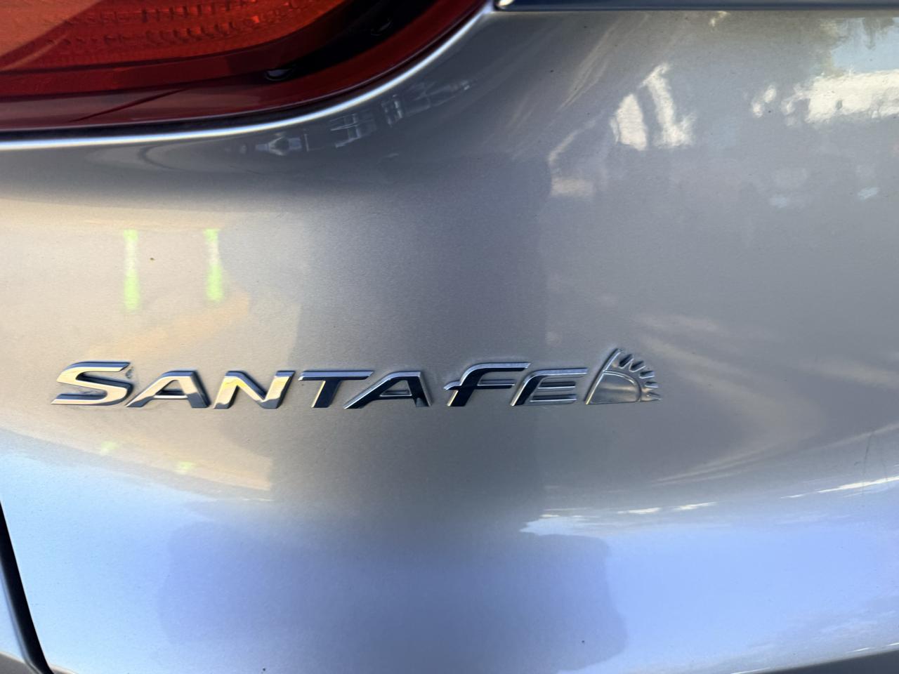 Hyundai Santa Fe SEL 2.4L Auto AWD 2020