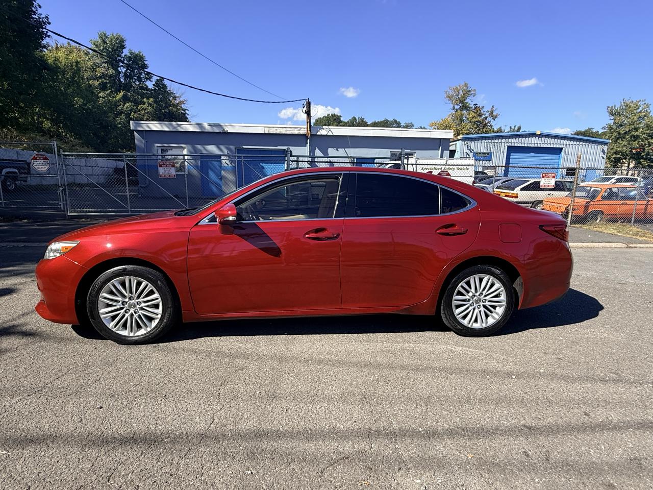 Lexus ES 350 4dr Sdn 2013