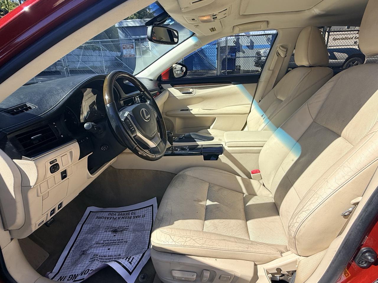Lexus ES 350 4dr Sdn 2013
