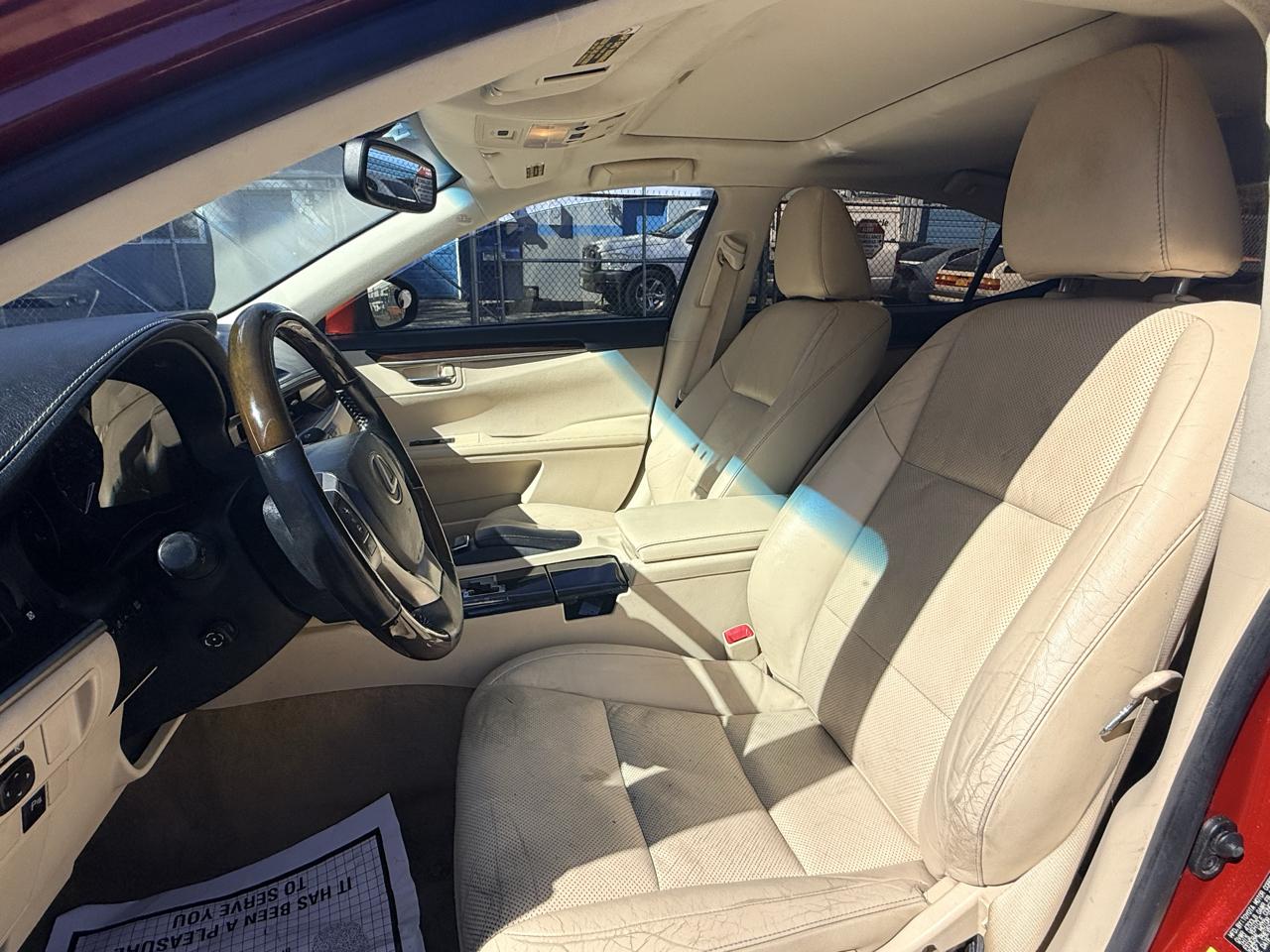 Lexus ES 350 4dr Sdn 2013