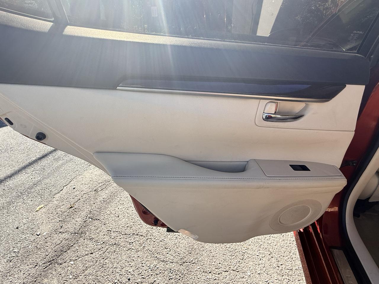 Lexus ES 350 4dr Sdn 2013