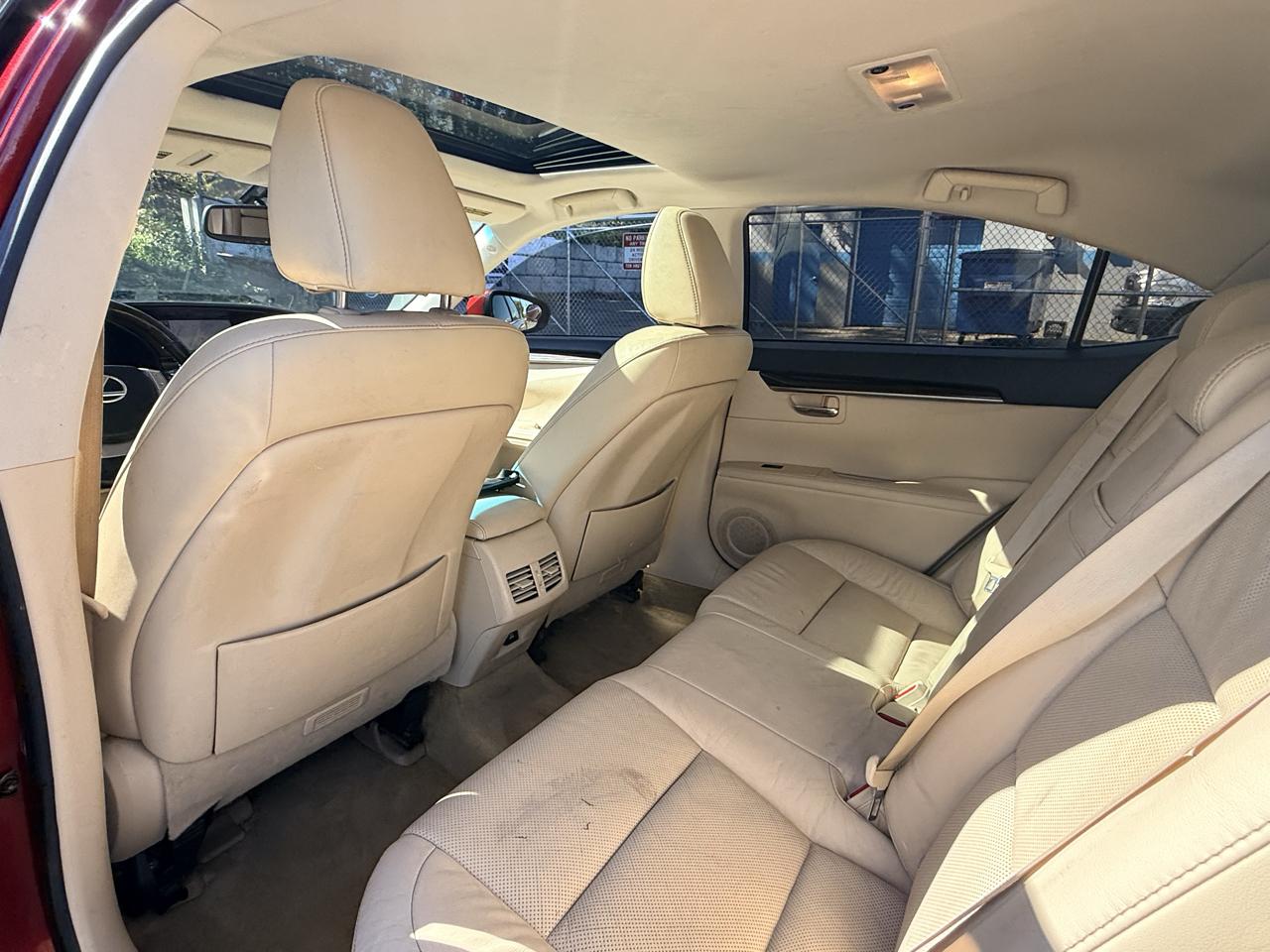 Lexus ES 350 4dr Sdn 2013