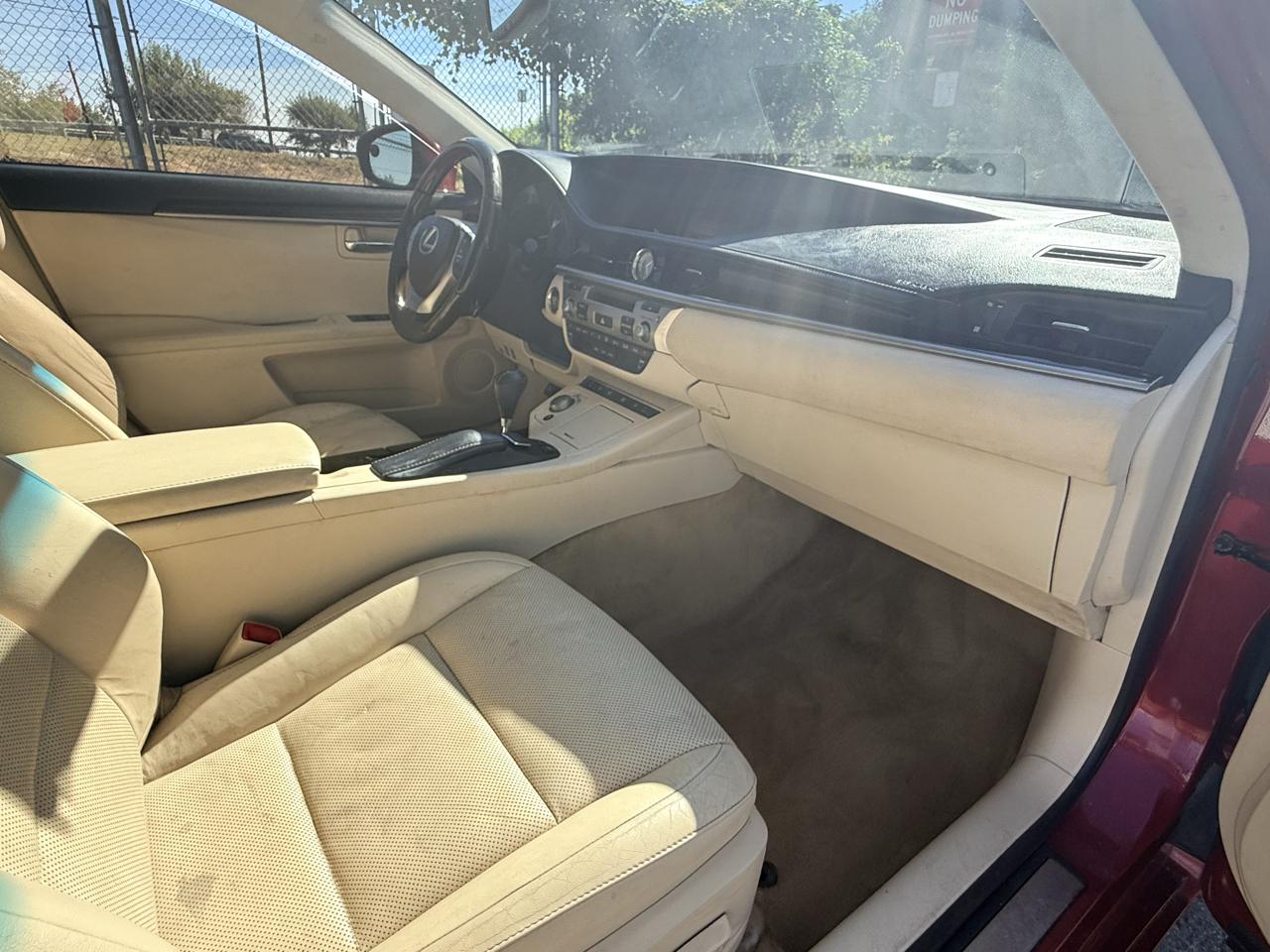 Lexus ES 350 4dr Sdn 2013