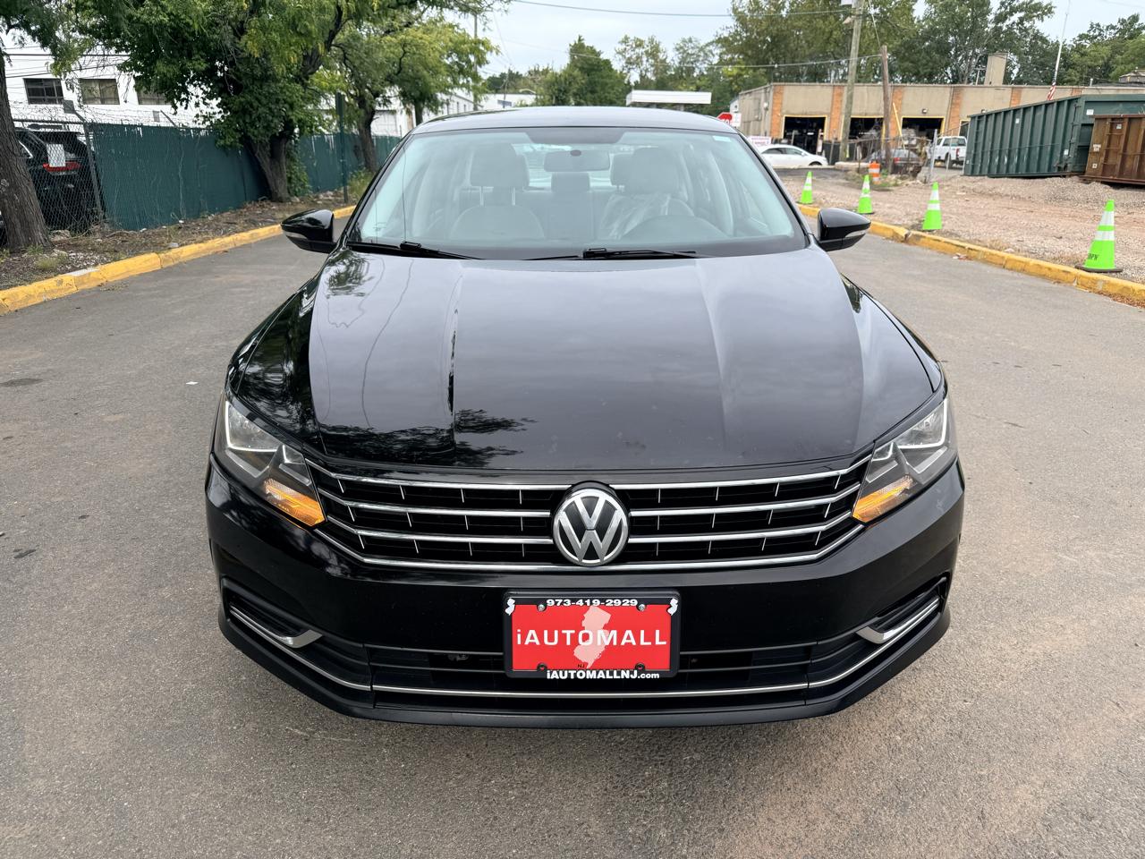 Volkswagen Passat 4dr Sdn 1.8T Auto S PZEV 2016