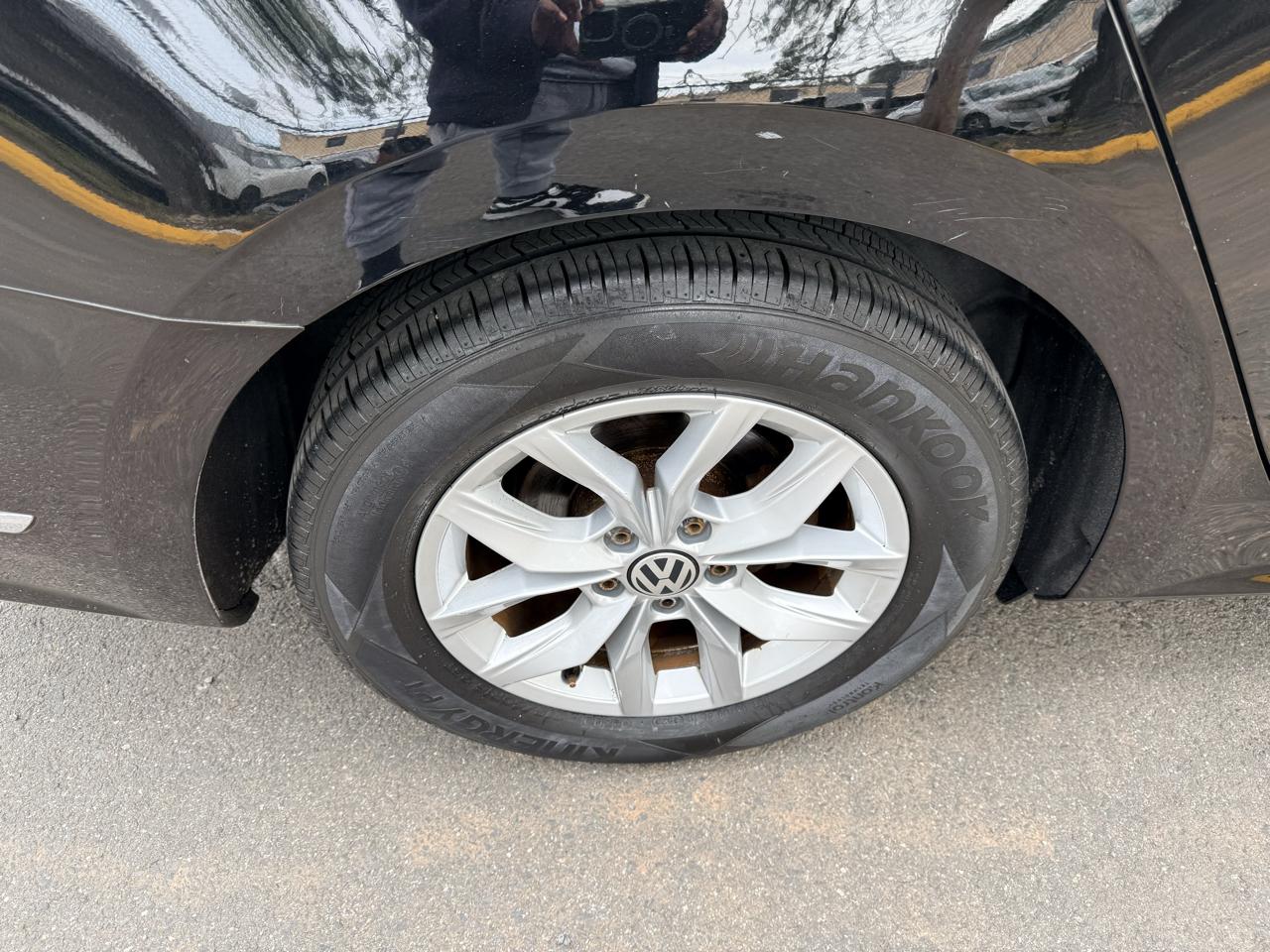 Volkswagen Passat 4dr Sdn 1.8T Auto S PZEV 2016