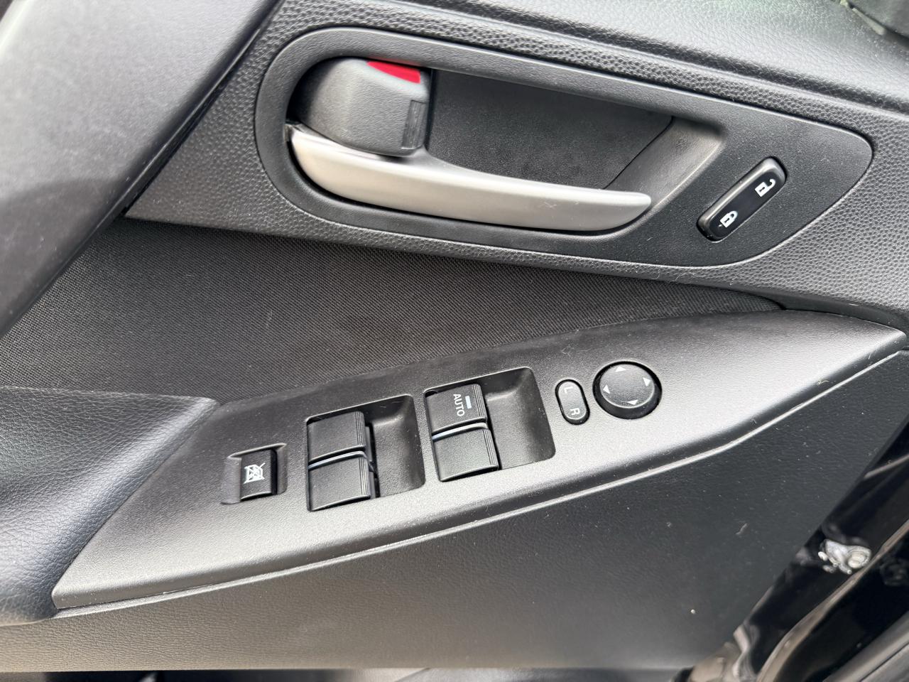 Mazda MAZDA3 4dr Sdn Auto i Sport 2012