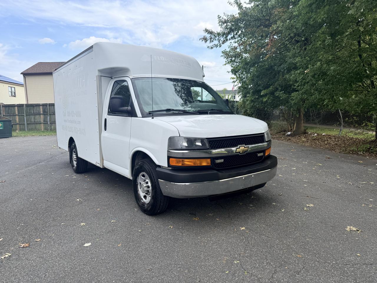 2013 Chevrolet Express Commercial Cutaway 3500 Van 139"