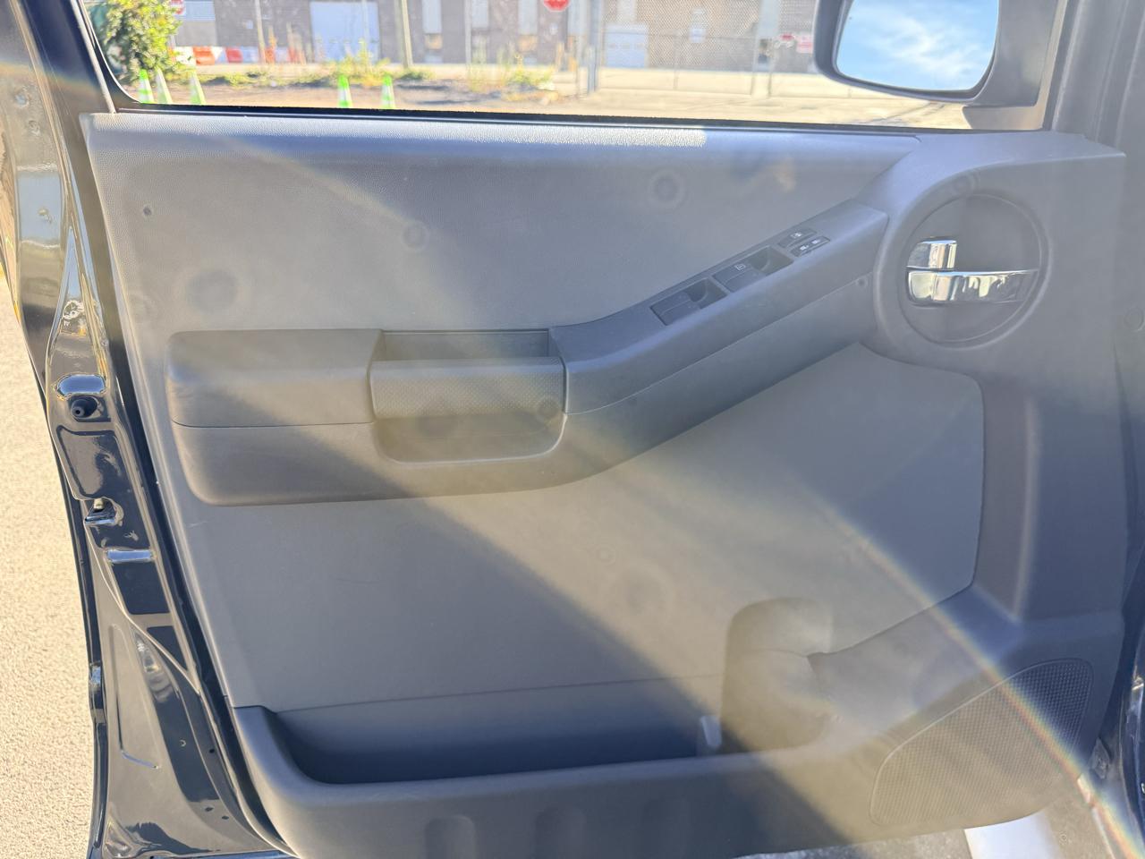 Nissan Xterra 4WD 4dr Auto S 2011