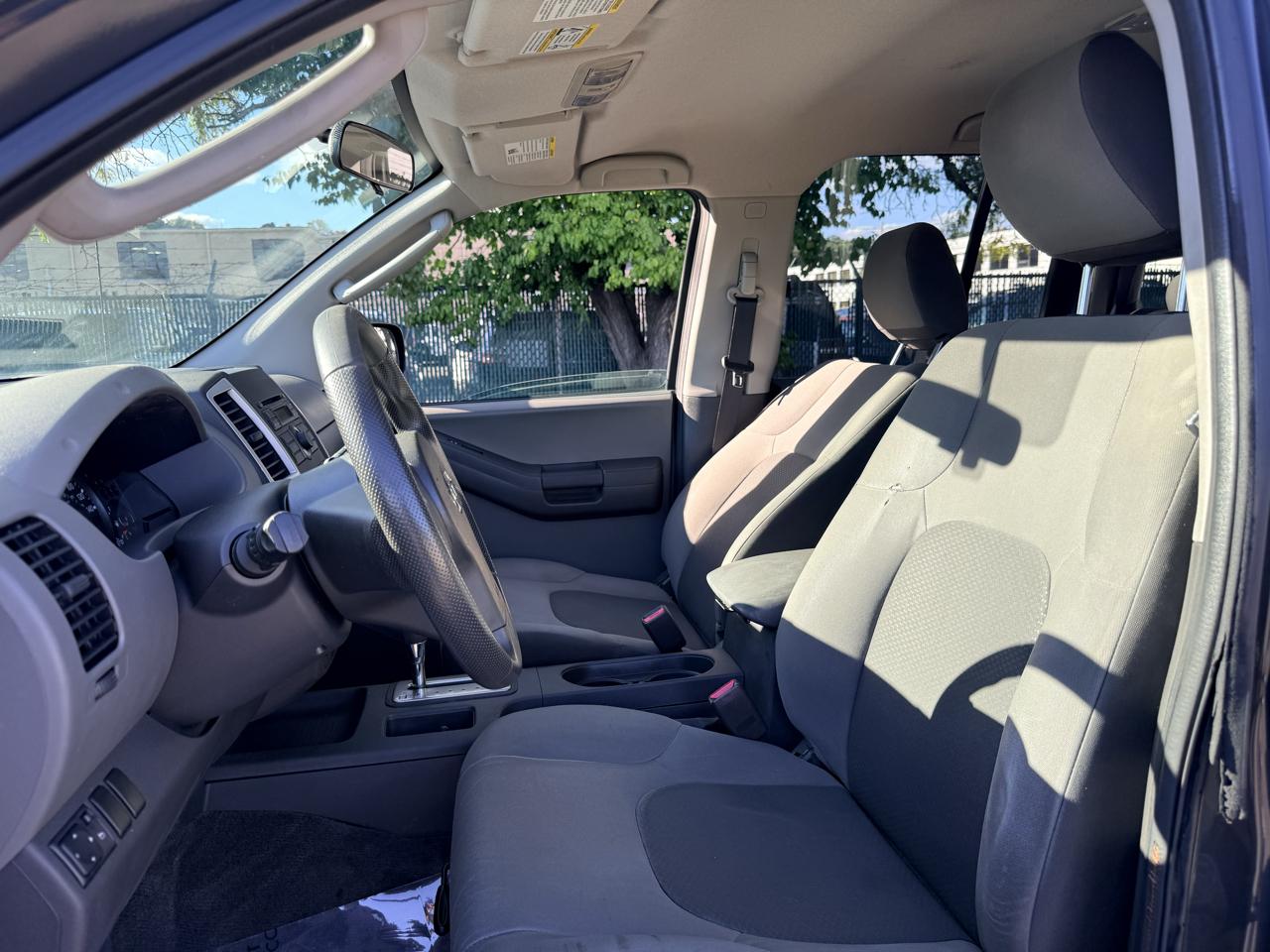 Nissan Xterra 4WD 4dr Auto S 2011