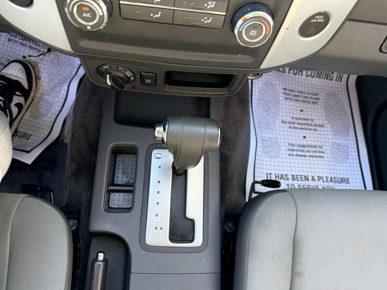 Nissan Xterra 4WD 4dr Auto S 2011