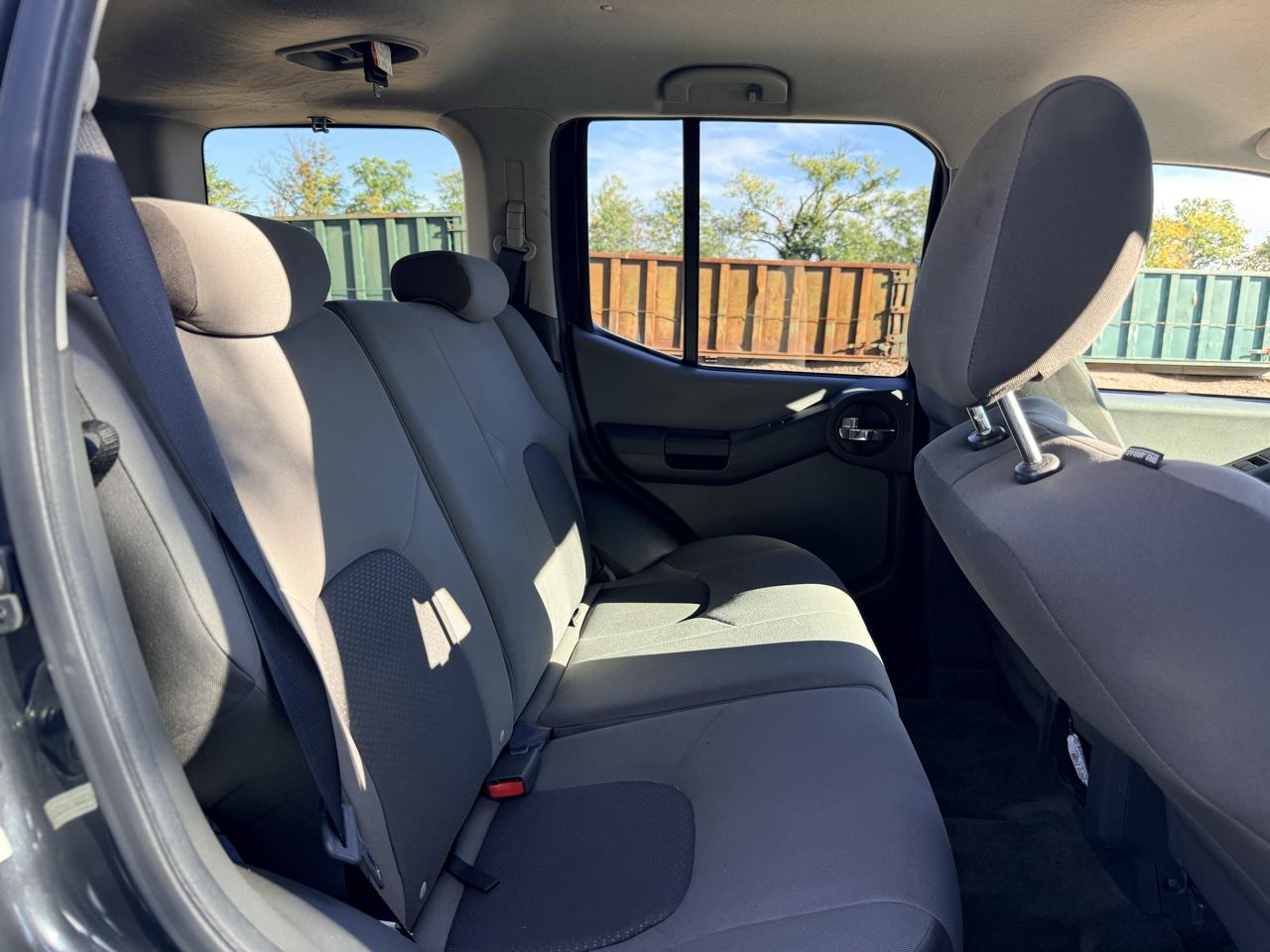 Nissan Xterra 4WD 4dr Auto S 2011
