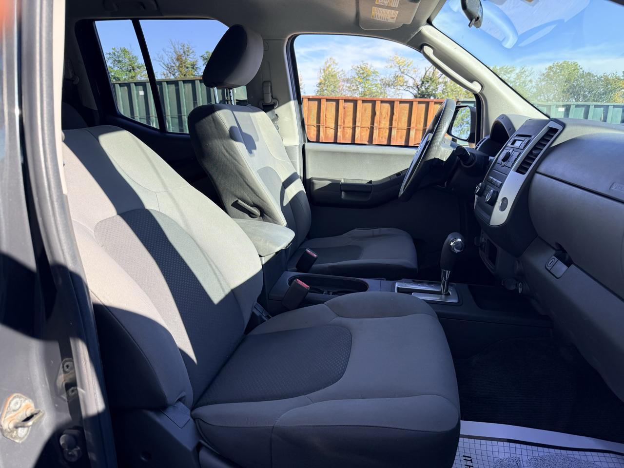 Nissan Xterra 4WD 4dr Auto S 2011