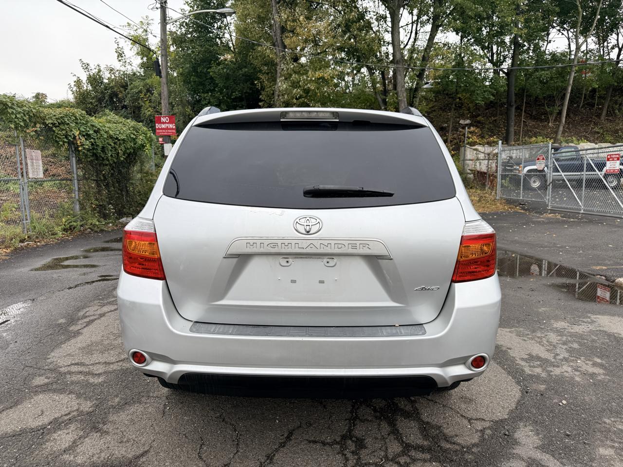 Toyota Highlander 4WD 4dr V6 Base (Natl) 2010