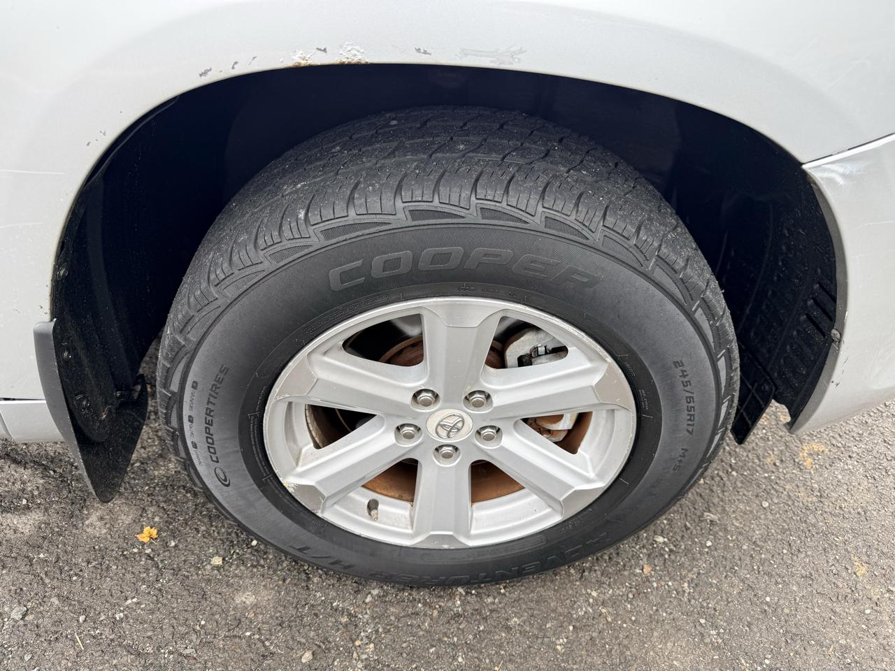 Toyota Highlander 4WD 4dr V6 Base (Natl) 2010