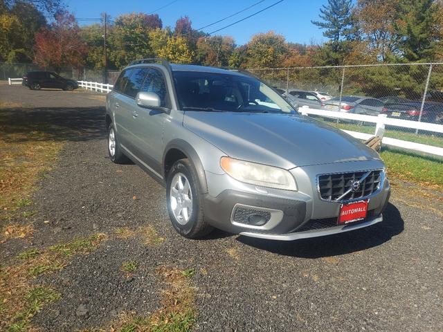 Gray 2009 Volvo XC70 Wagon All-Wheel Drive 6-Speed Automatic