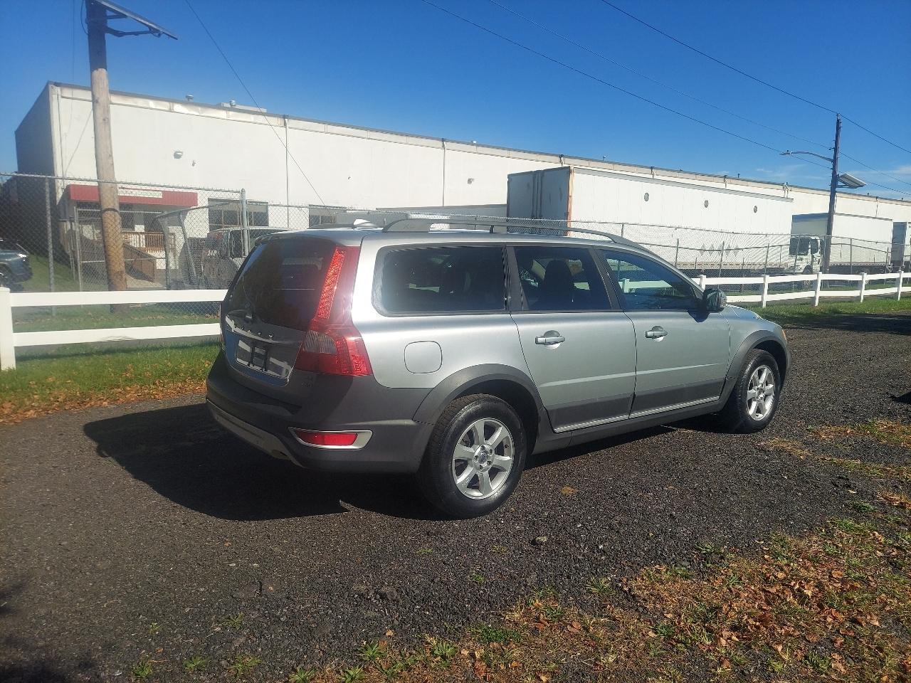 Volvo XC70 4dr Wgn 3.2L 2009