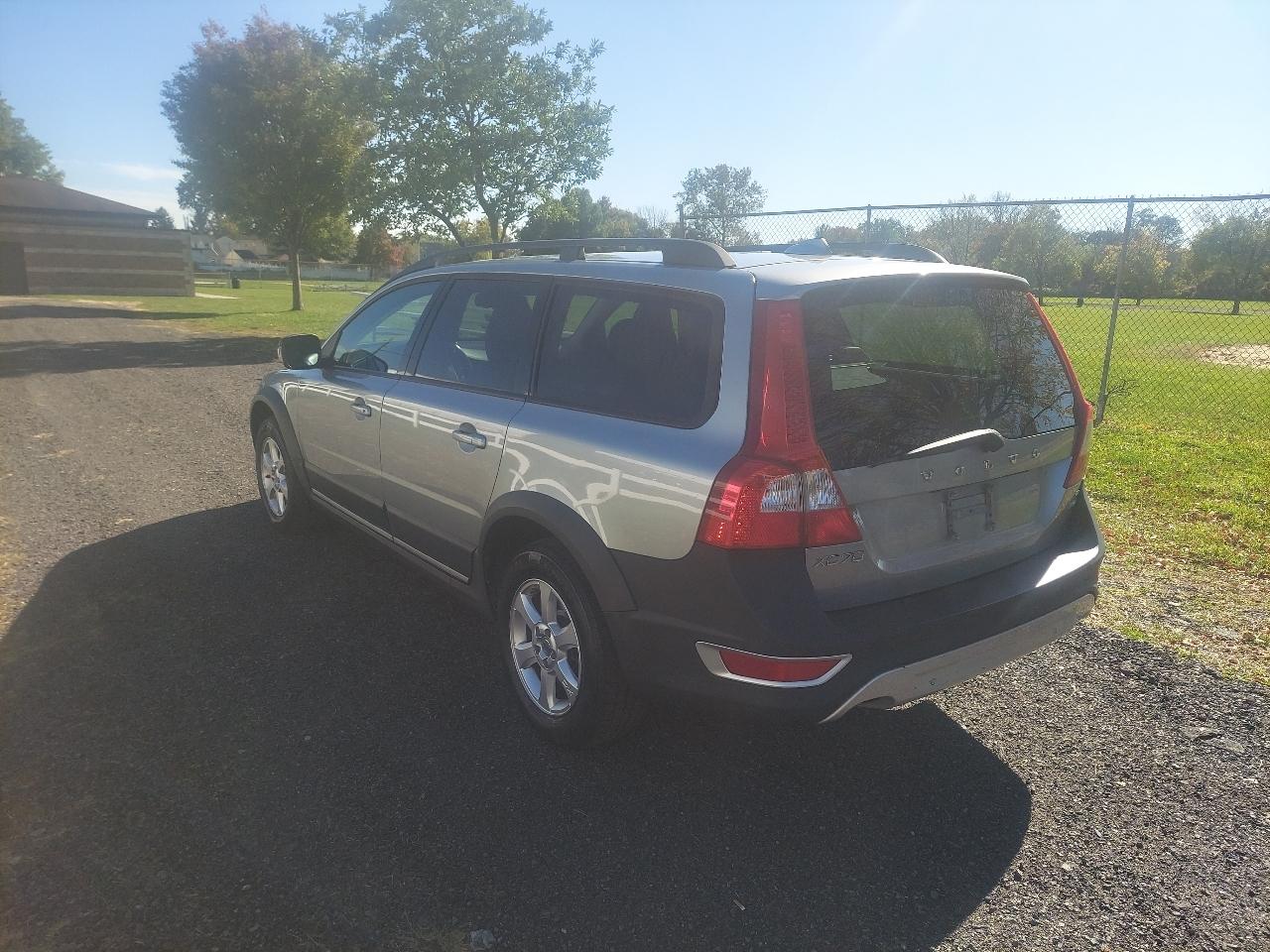 Volvo XC70 4dr Wgn 3.2L 2009