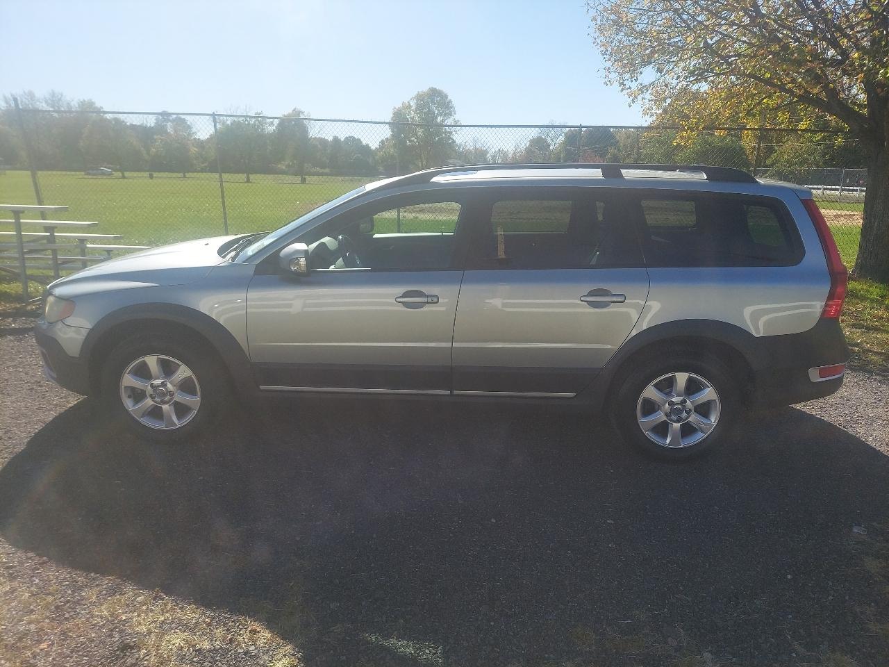 Volvo XC70 4dr Wgn 3.2L 2009