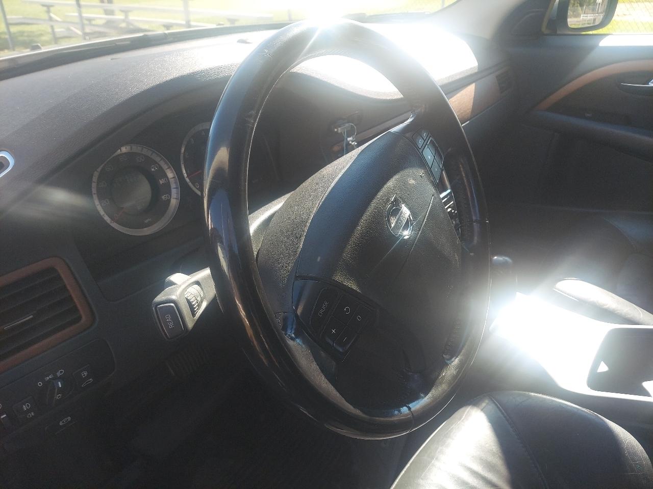 Volvo XC70 4dr Wgn 3.2L 2009