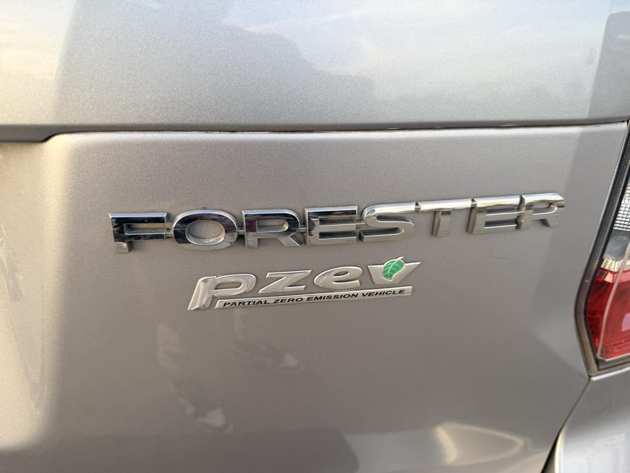 Subaru Forester 4dr CVT 2.5i Premium PZEV 2015
