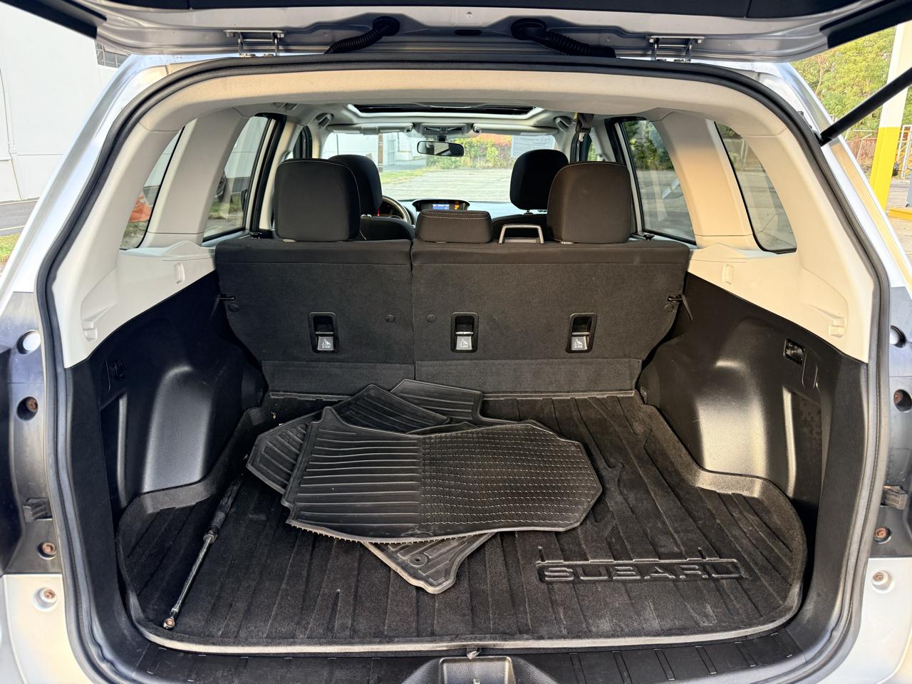 Subaru Forester 4dr CVT 2.5i Premium PZEV 2015