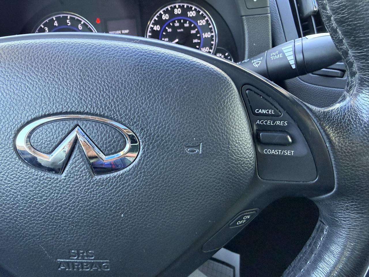 Infiniti G37 Sedan 4dr x AWD 2012