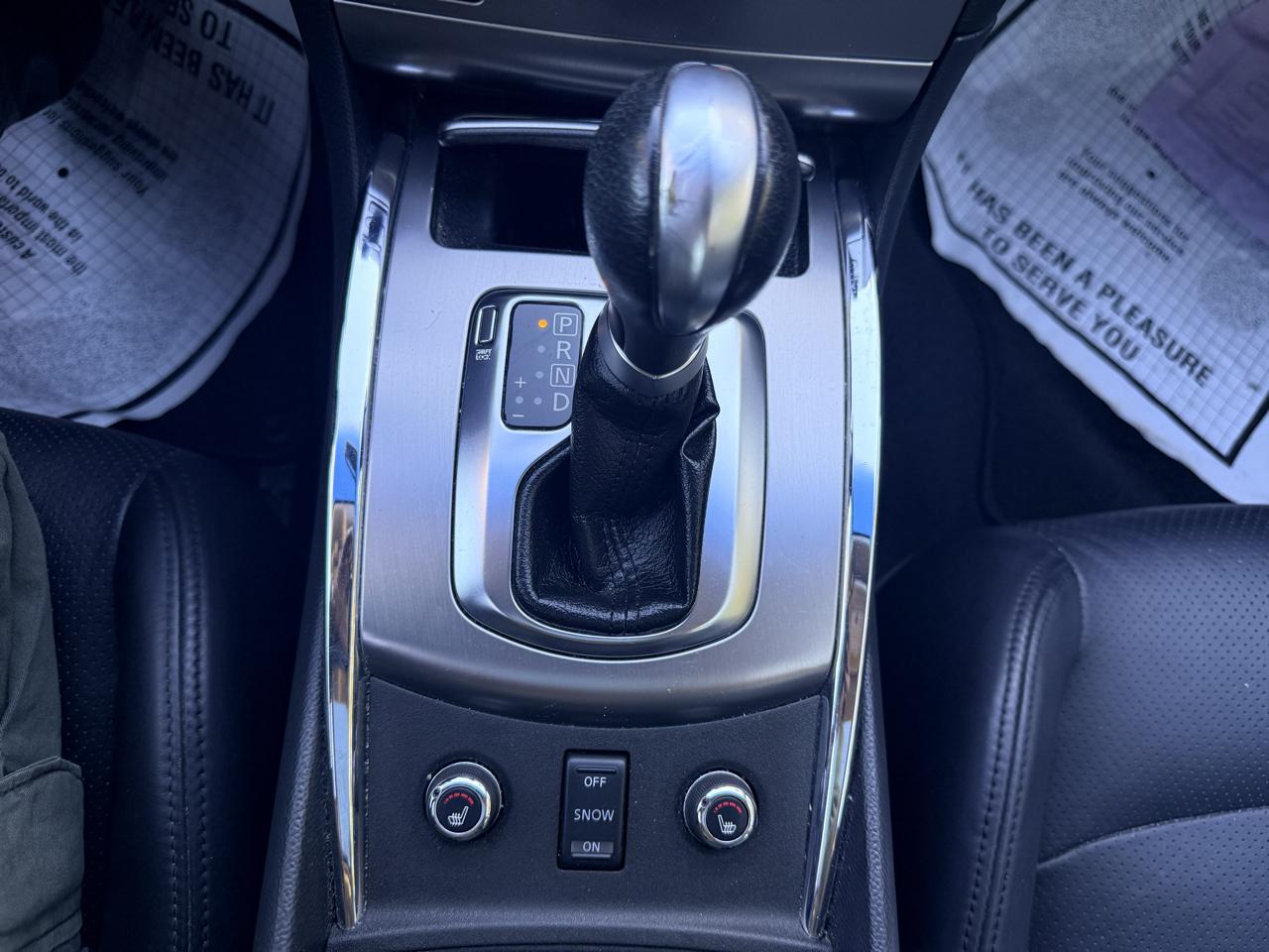 Infiniti G37 Sedan 4dr x AWD 2012