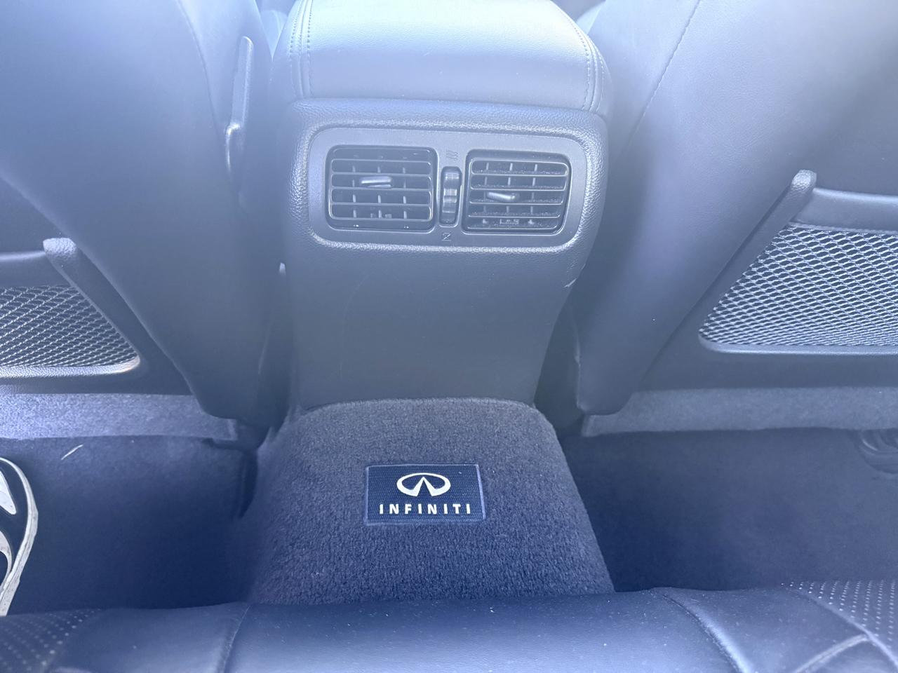 Infiniti G37 Sedan 4dr x AWD 2012