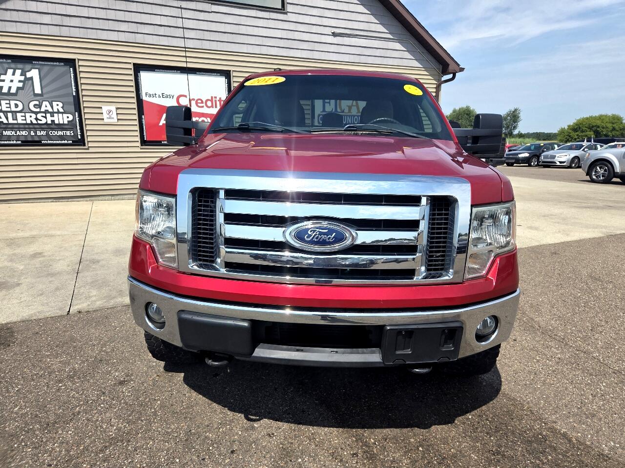 2011 Ford F-150 XLT photo 2