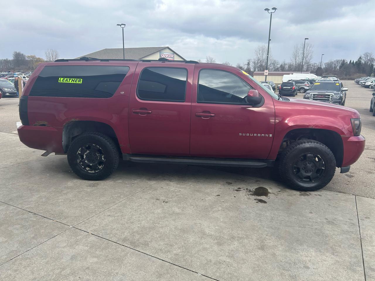 Chevrolet Suburban 4WD 4dr 1500 LT 2007