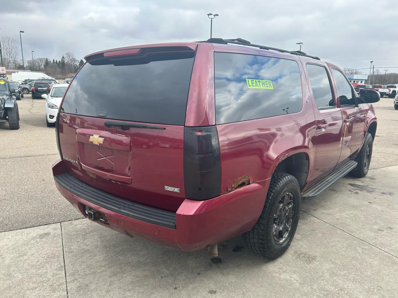 Chevrolet Suburban 4WD 4dr 1500 LT 2007