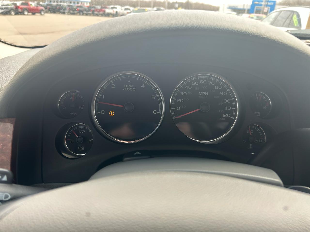 Chevrolet Suburban 4WD 4dr 1500 LT 2007