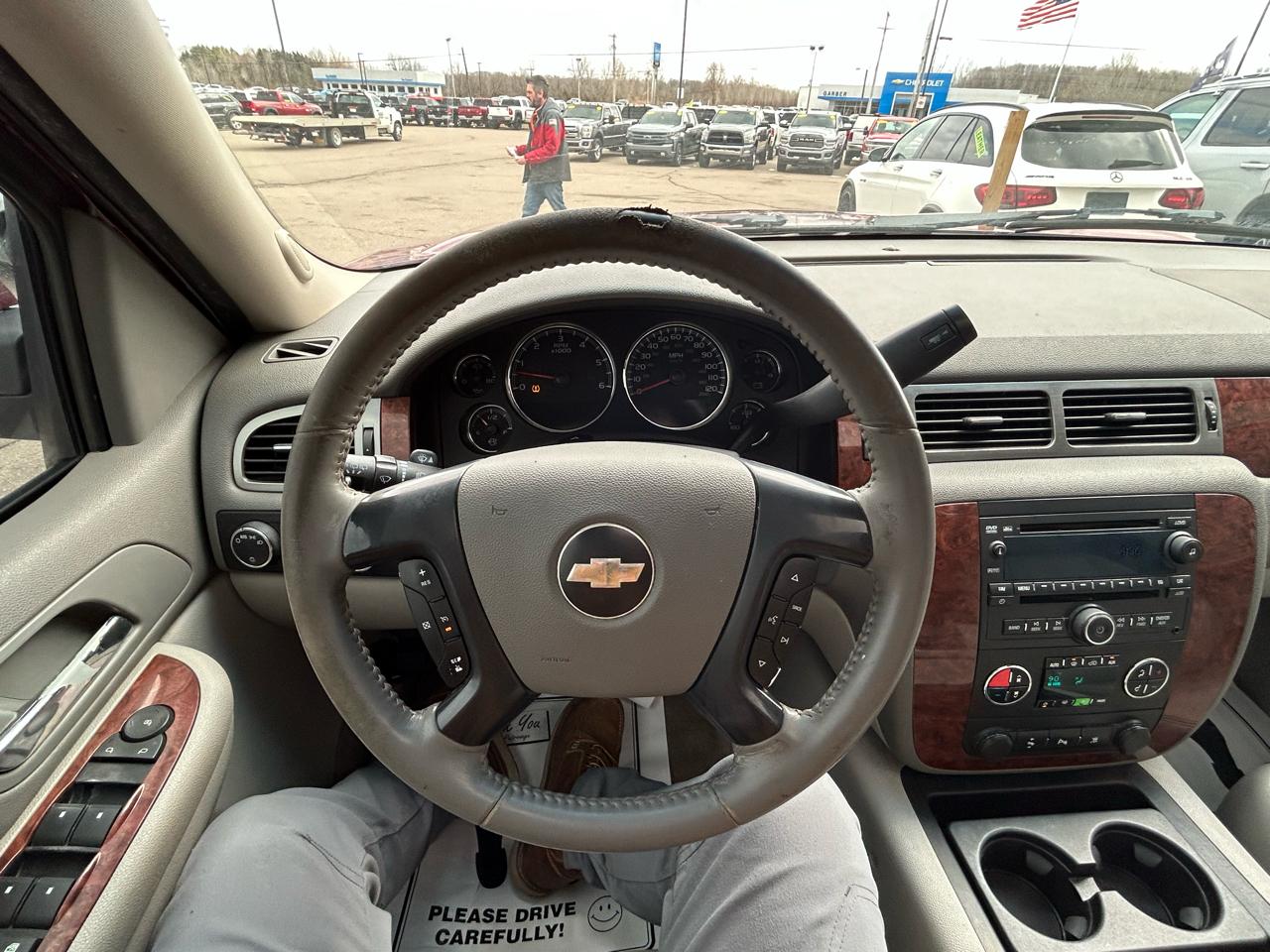 Chevrolet Suburban 4WD 4dr 1500 LT 2007