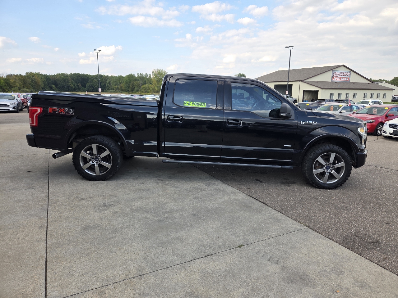 2016 Ford F-150 XLT photo 4