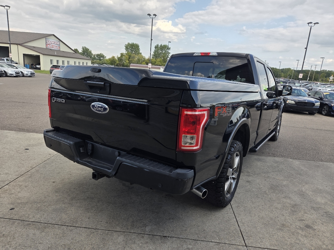 2016 Ford F-150 XLT photo 5