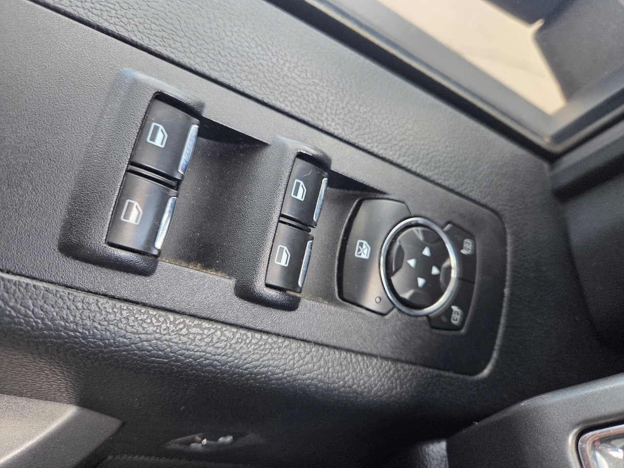 2016 Ford F-150 XLT photo 20