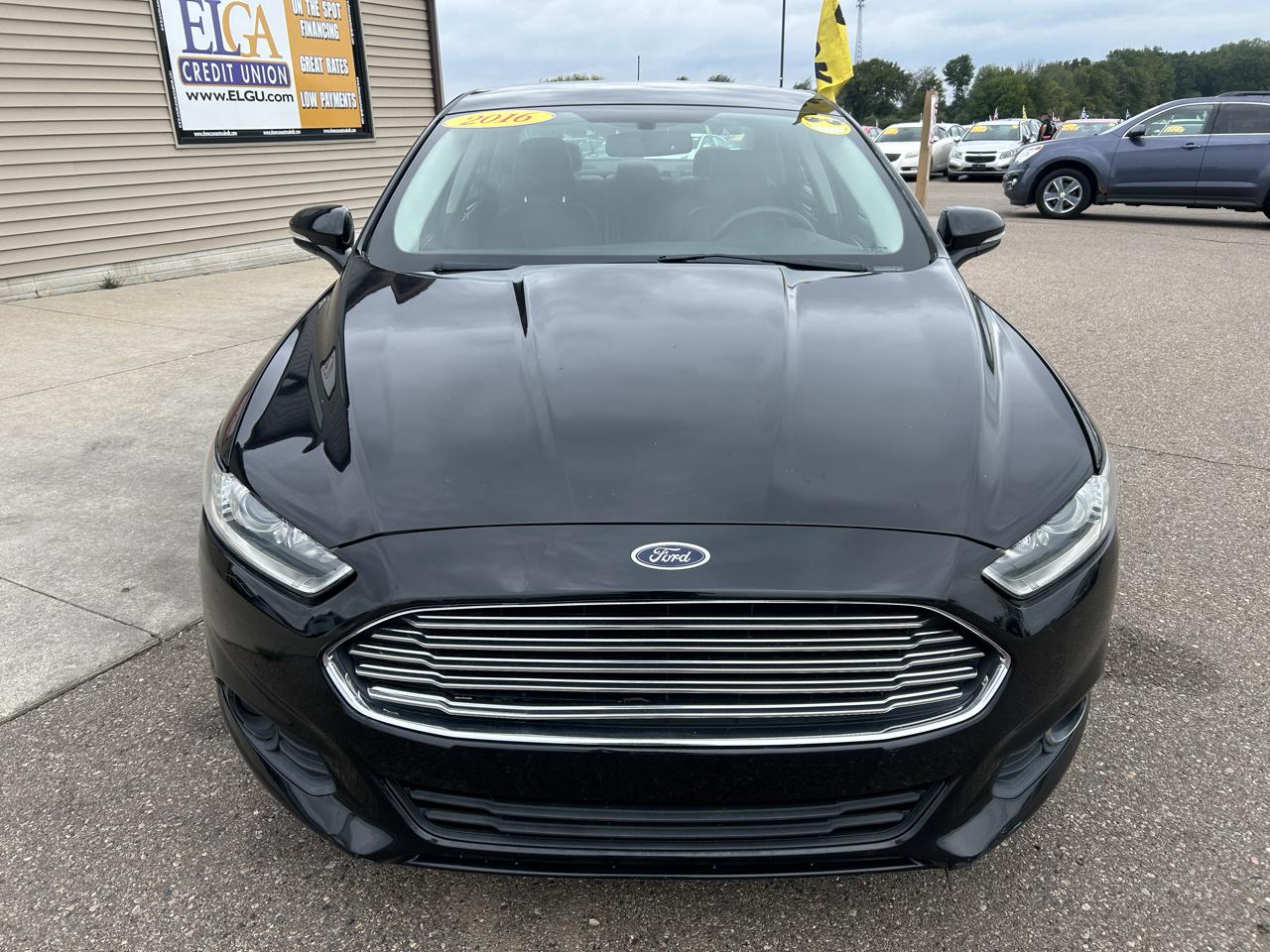 Ford Fusion SE 2016