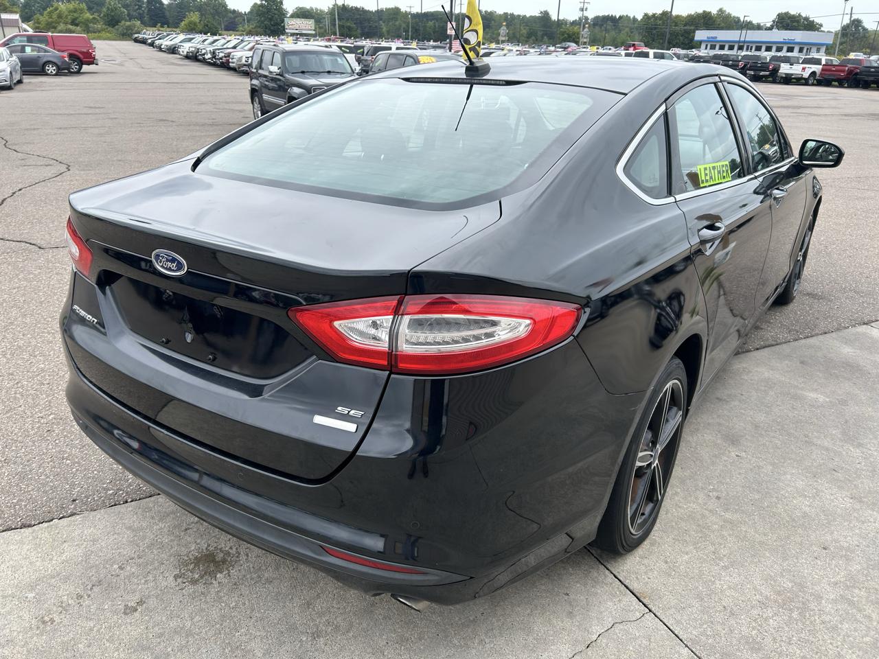 Ford Fusion SE 2016