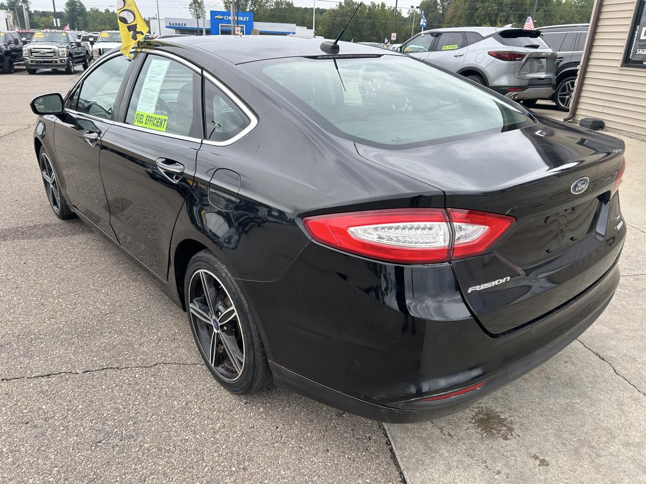 Ford Fusion SE 2016