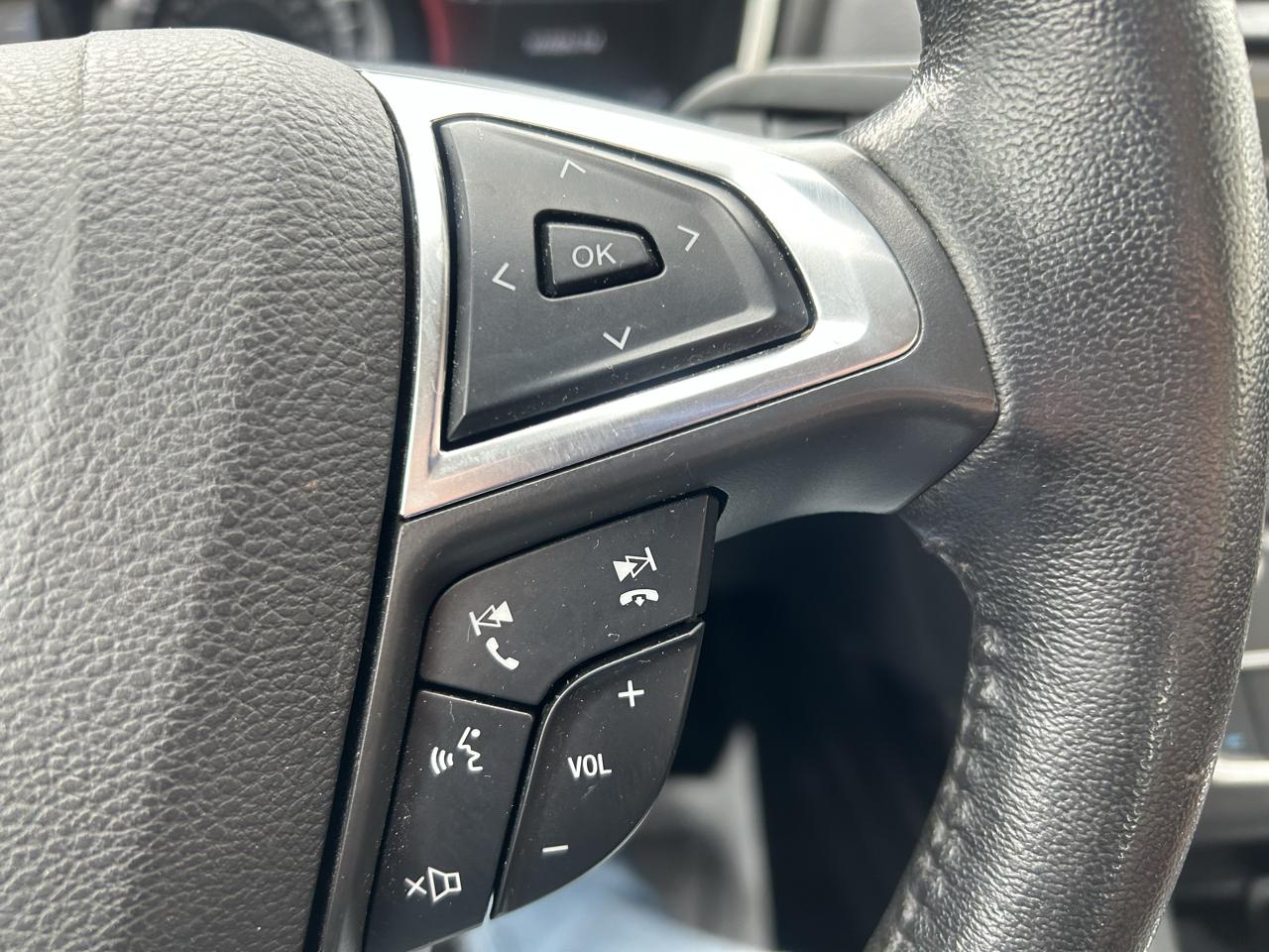 Ford Fusion SE 2016