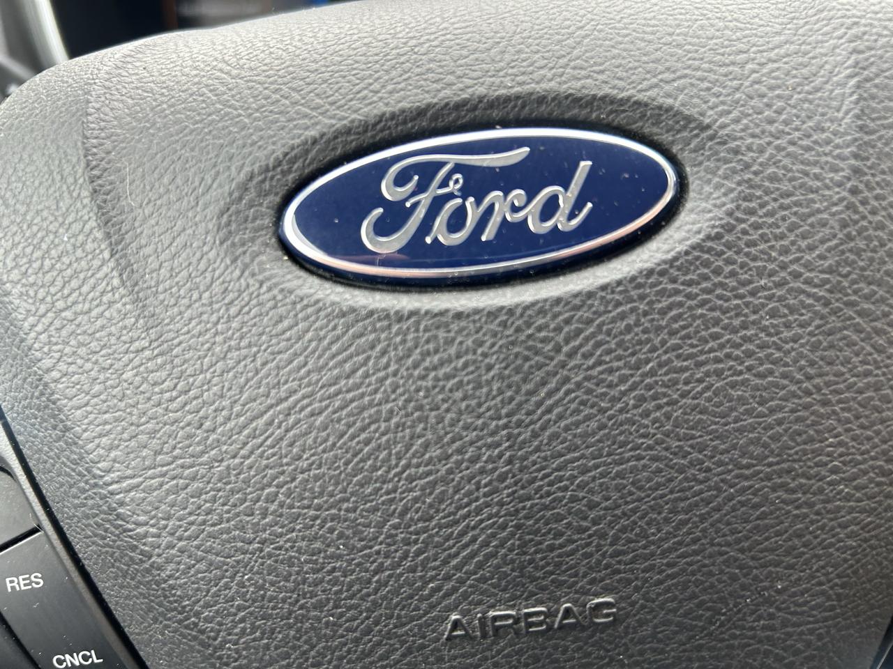 Ford Fusion SE 2016