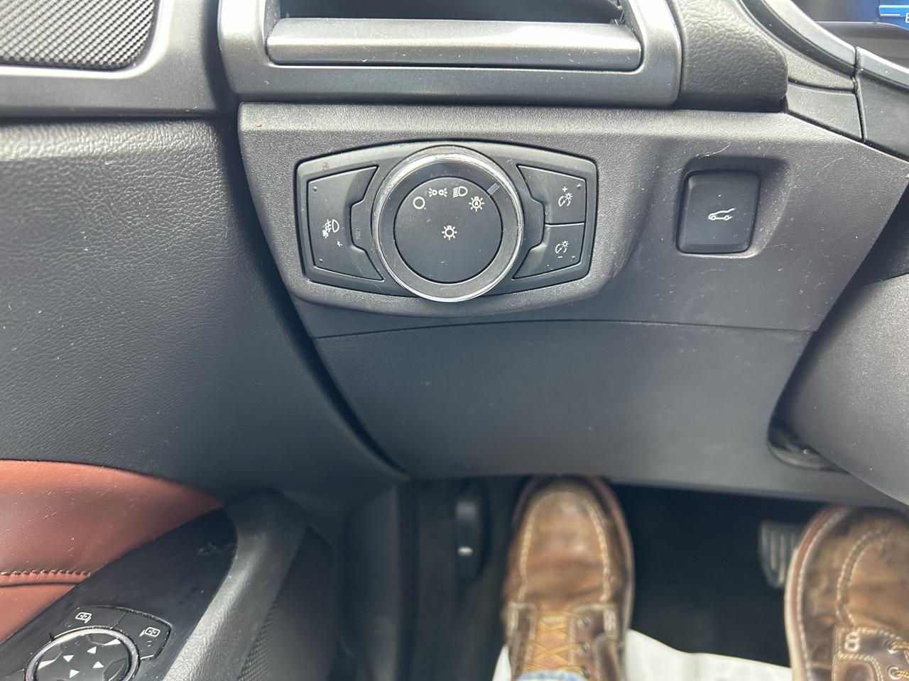 Ford Fusion SE 2016