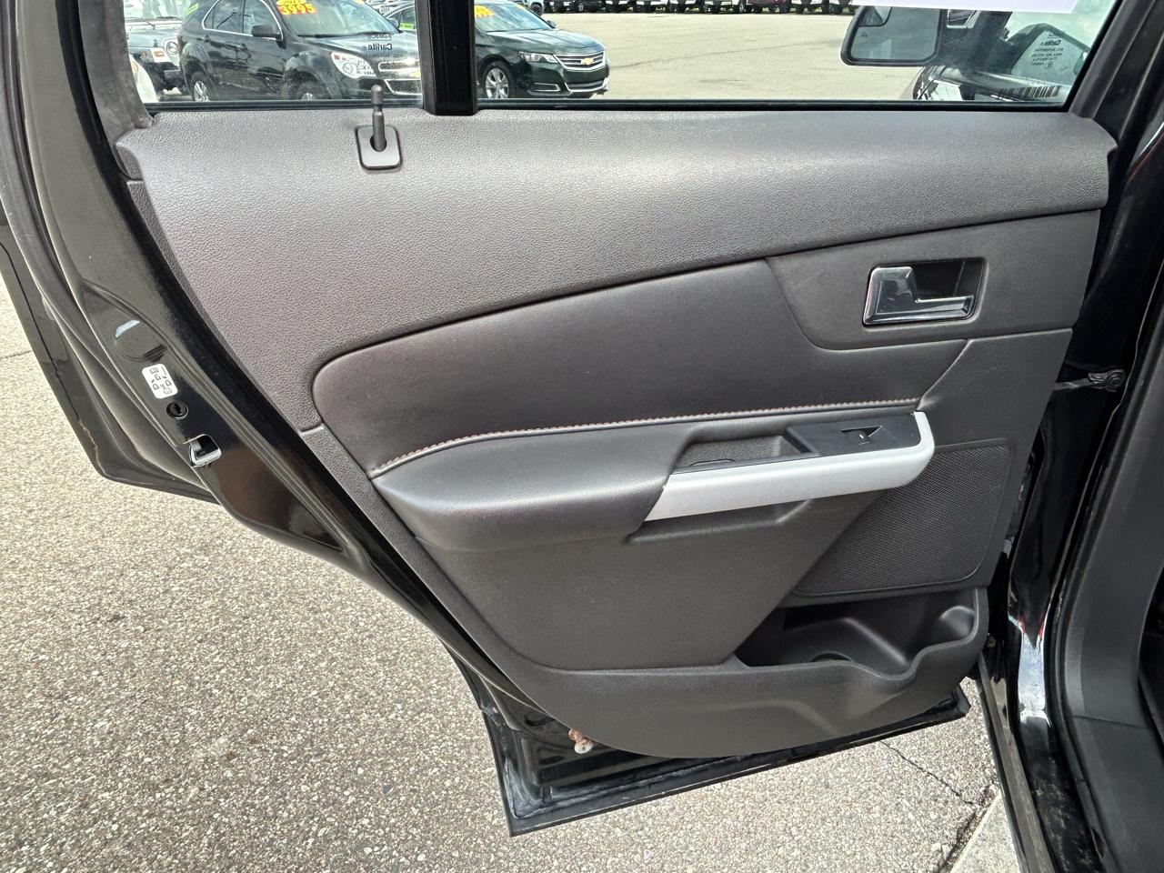 Ford Edge SEL FWD 2013