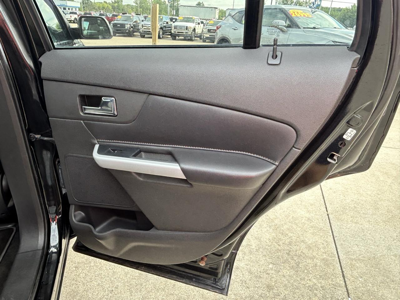 Ford Edge SEL FWD 2013