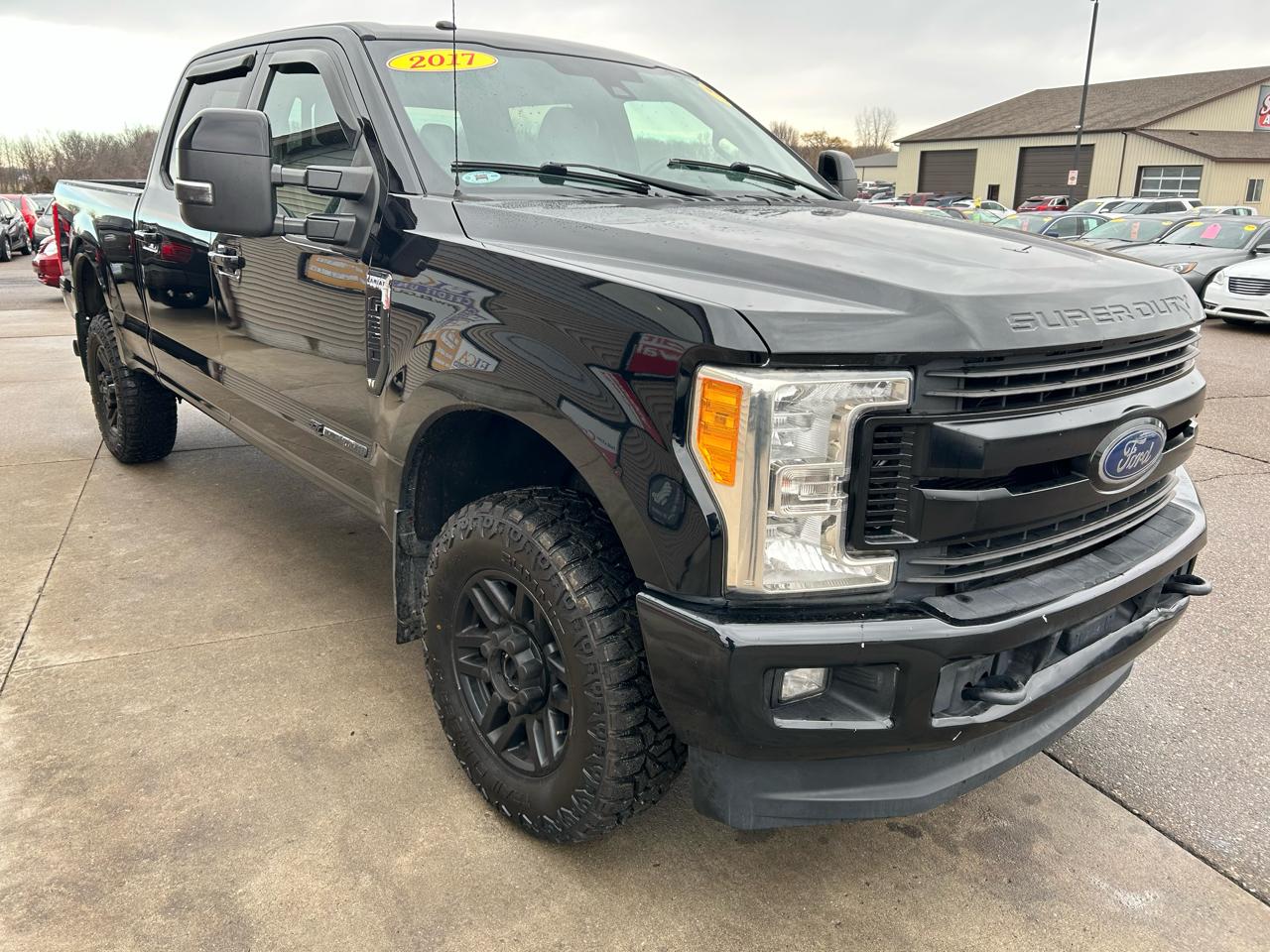 Ford F-250 SD Lariat Crew Cab 4WD 2017