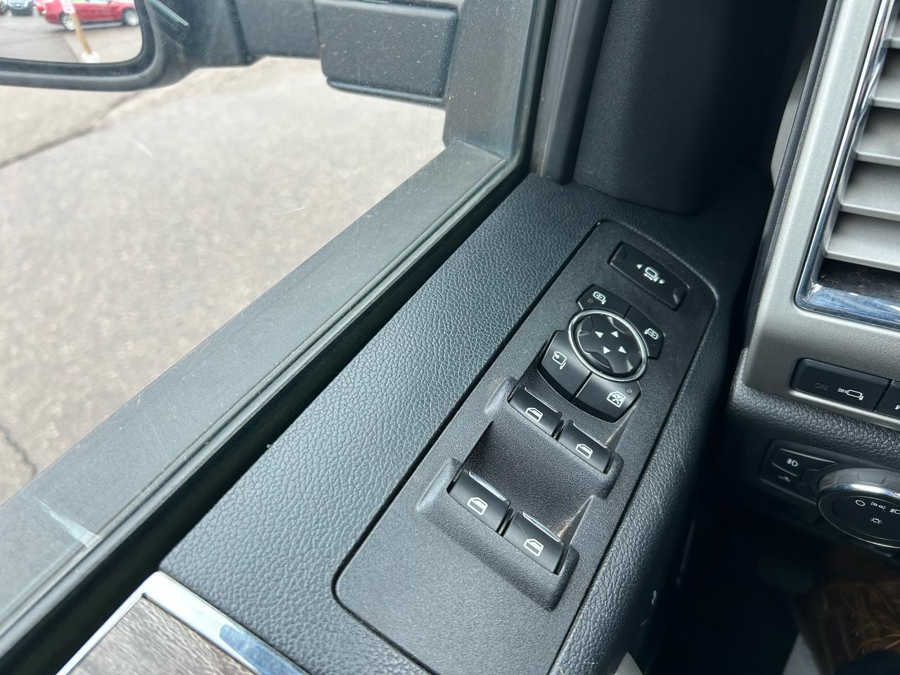 Ford F-250 SD Lariat Crew Cab 4WD 2017