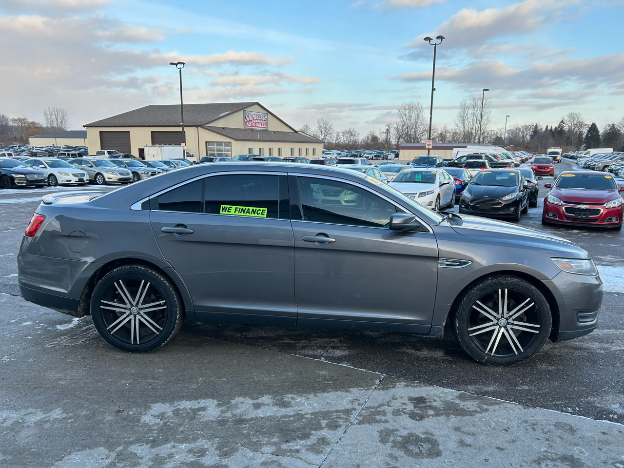 Ford Taurus SEL FWD 2013